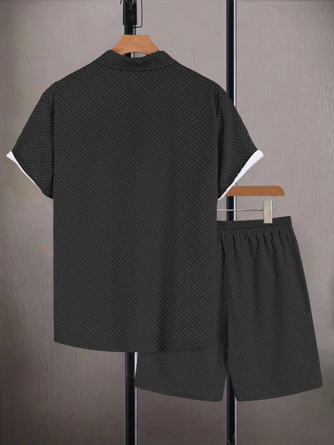 Sportliches Herren-Set – Halb-Zip Oberteil & Shorts