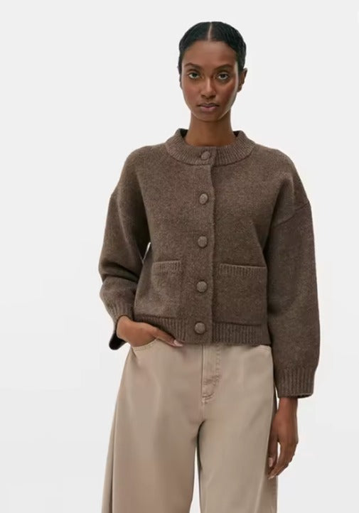 MILA Soft Strickcardigan – Weich & zeitlos