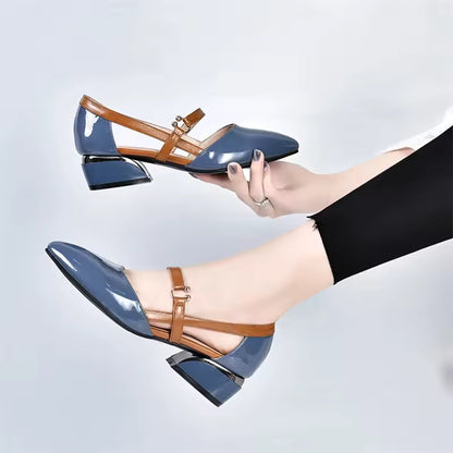 Damen Riemchenpumps mit niedrigem Absatz in Lack-Optik